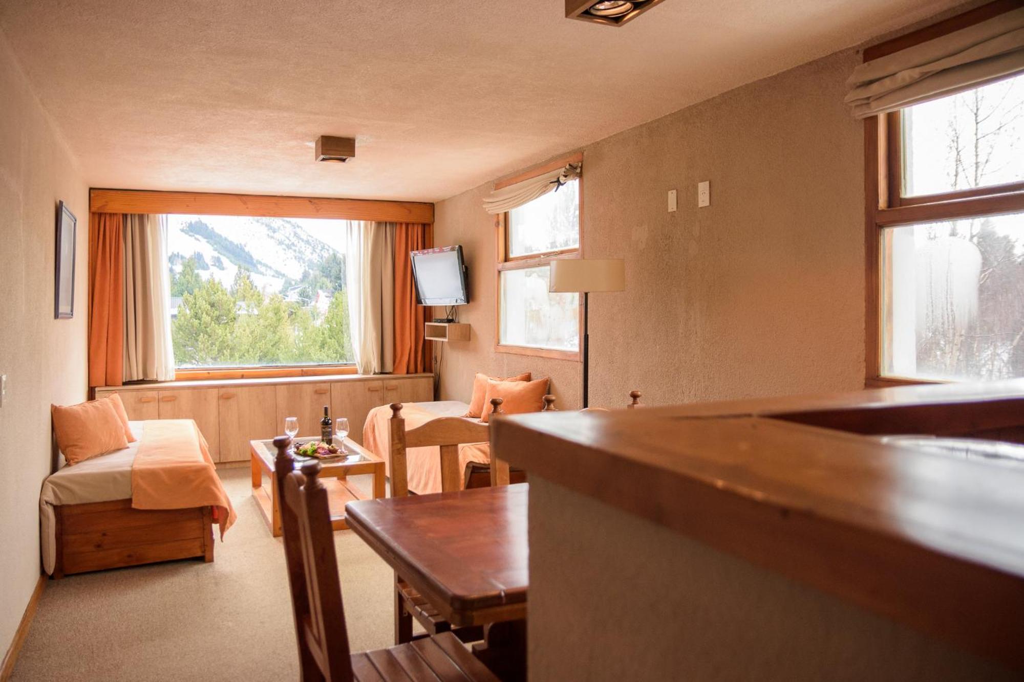Village Catedral & Aparthotel
