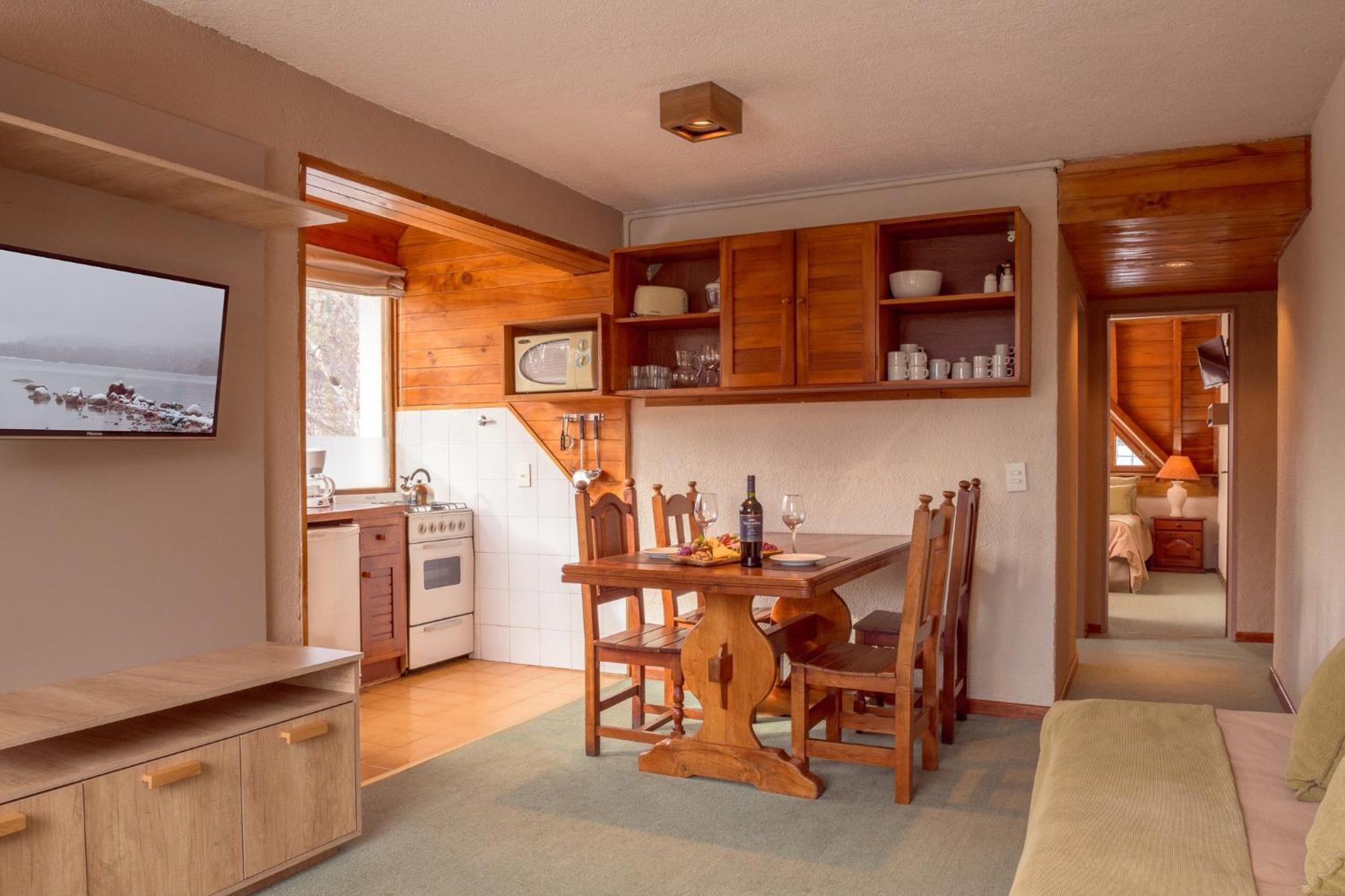 Aparthotel Village Catedral &