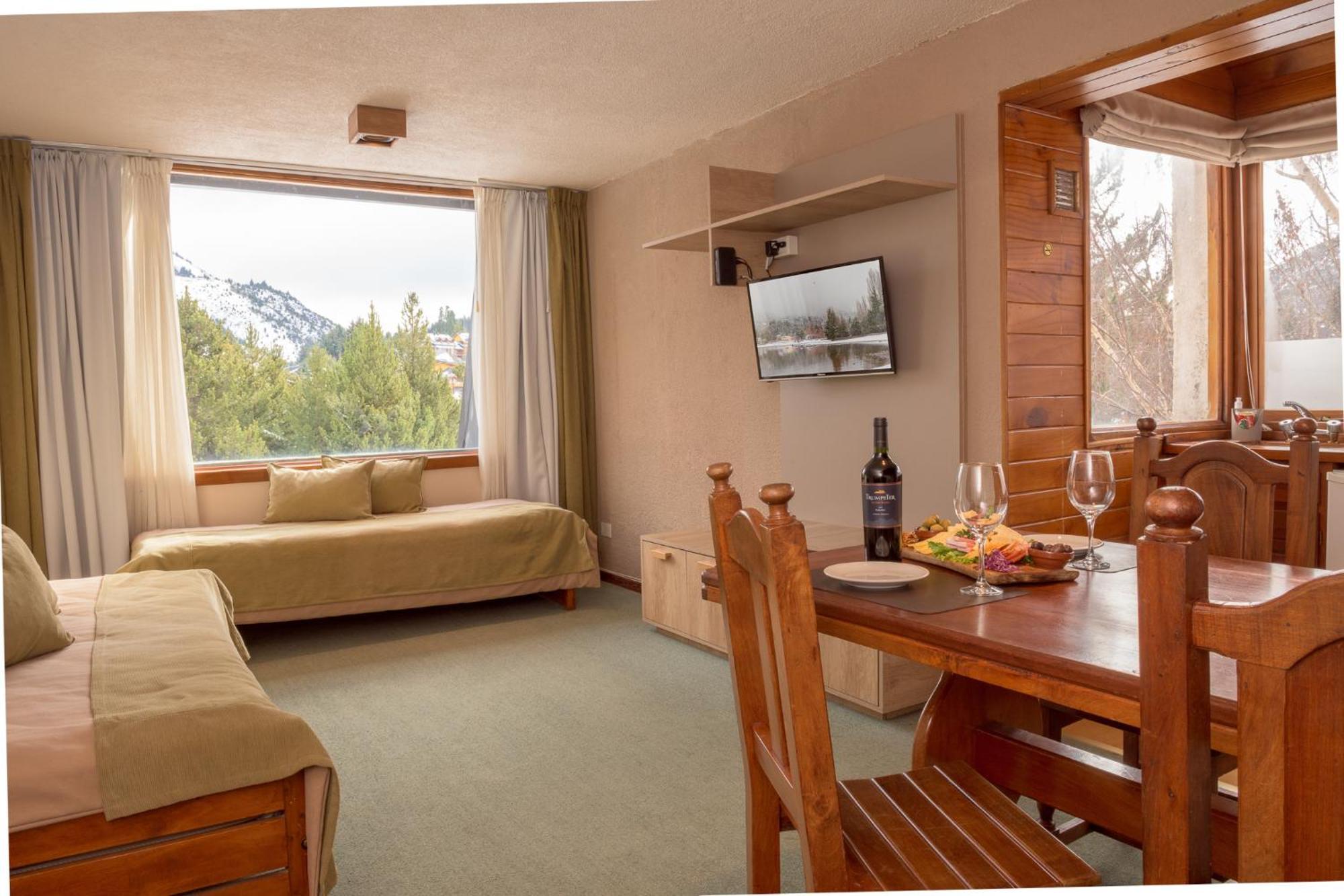 Village Catedral & Aparthotel San Carlos de Bariloche