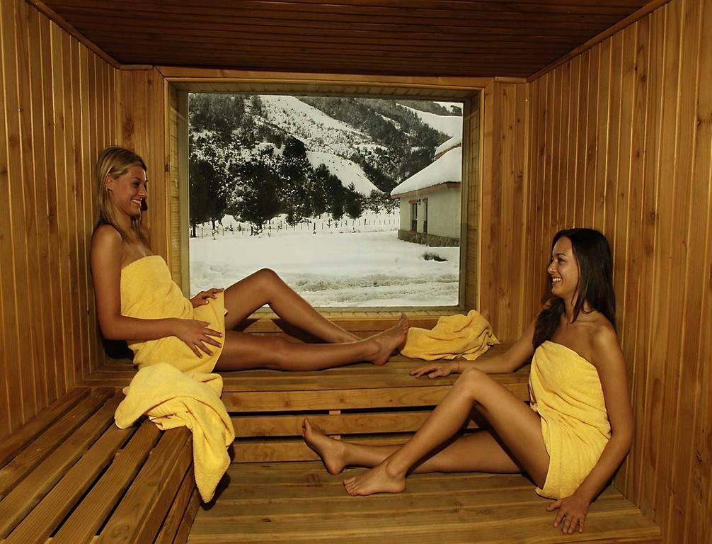 Village Catedral & Aparthotel San Carlos de Bariloche